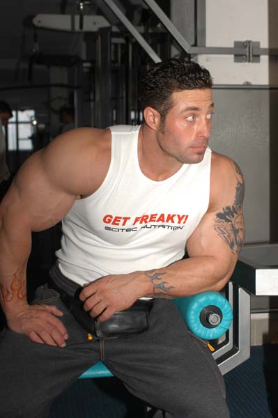http://www.fitnesspont.hu/mass-shop/picture_gallery/Eddie_Moyzan/Moyzan_005.jpg